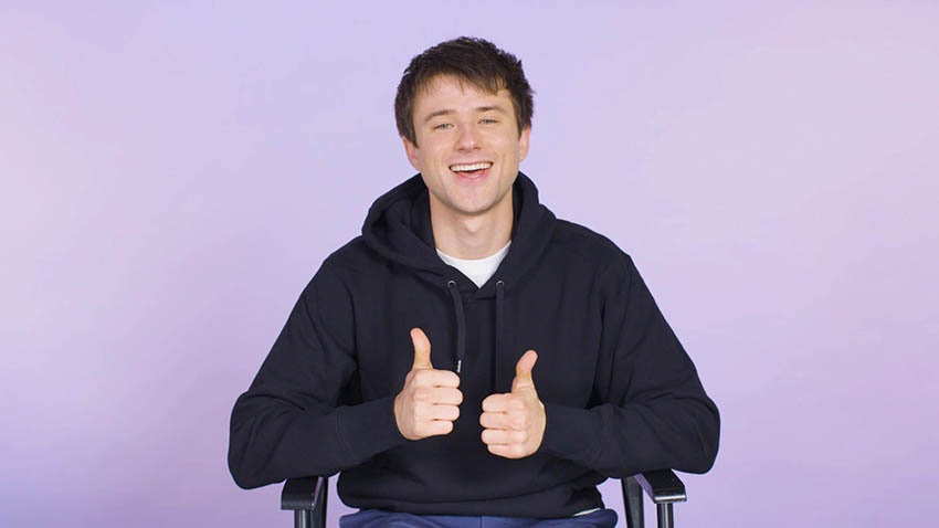 Alec Benjamin Image